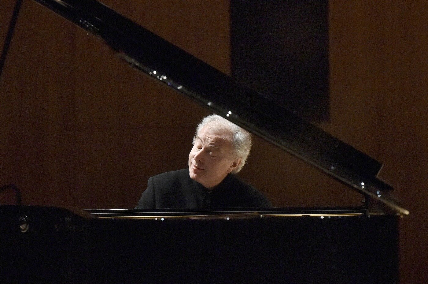 본문 이미지 - 안드라스 쉬프(c)Petre Fischli / LUCERNE FESTIVAL(마스트미디어 제공)