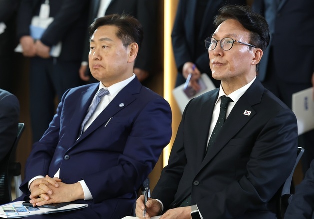 金총리 "은퇴 후 살고픈 익산에 거처…현대차 투자, 산업지도 바꿀 것"