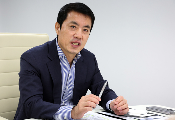 "北 '중장기 전략·제도 정비 병행'…'두 국가' 노선 당 대회서 재확인"