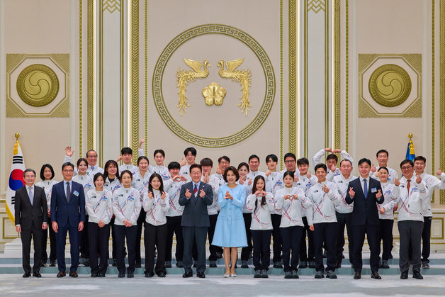 이재명 대통령, 2026 밀라노-코르티나담페초 동계올림픽 선수단과 함께