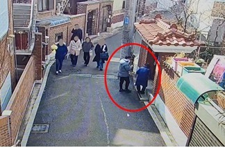 설 연휴 독거노인 노린 '가짜 구청직원'…잠복근무로 긴급체포