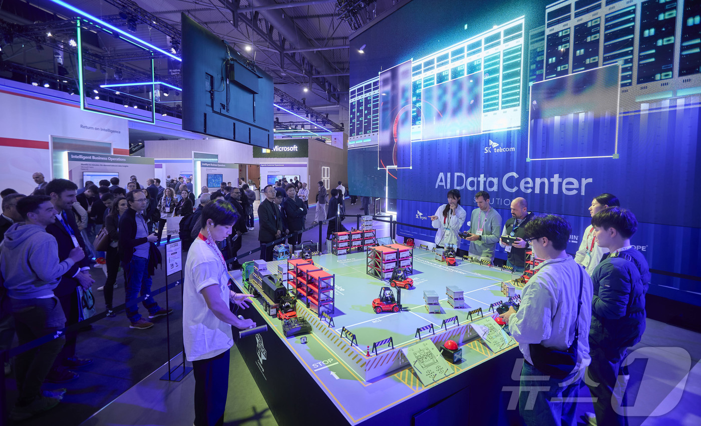 (서울=뉴스1) = SK텔레콤은 2일(현지시간)부터 5일까지 스페인 바르셀로나에서 열린 MWC26에 참가해 다수의 관람객과 해외 기관·매체, 글로벌 기업의 관심 속에 다양한 성과를 …