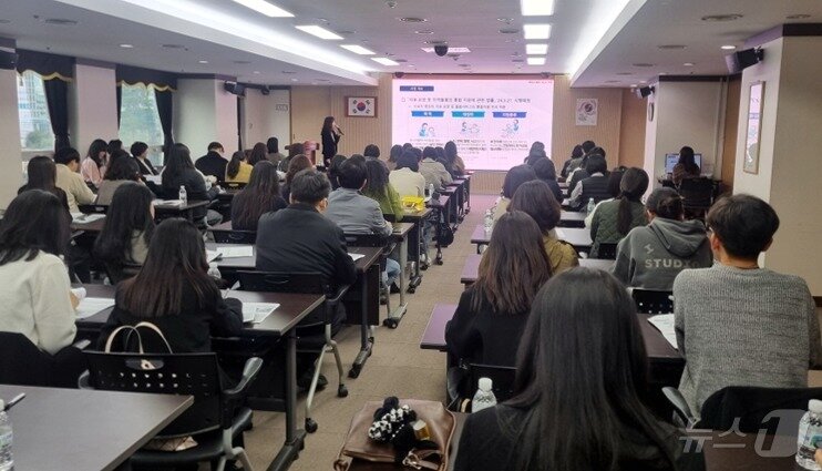 본문 이미지 - 대전 서구는 통합돌봄 전담 인력 역량 강화 교육을 진행했다. (서구청 제공. 재판매 및 DB금지) 2026.3.6 ⓒ 뉴스1 이동원 기자