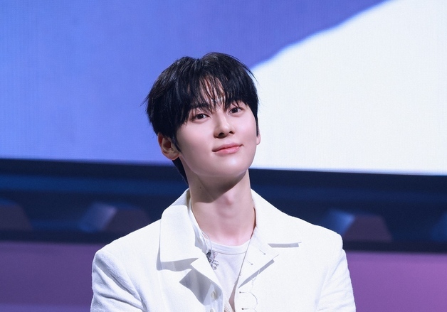 황민현, 日 팬미팅 성황리 종료 "더는 헤어질 일 없어"