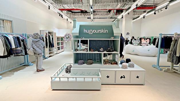 "화사한 봄바람 함께"…유통업계, 뷰티·패션·리빙 기획전 '활짝'