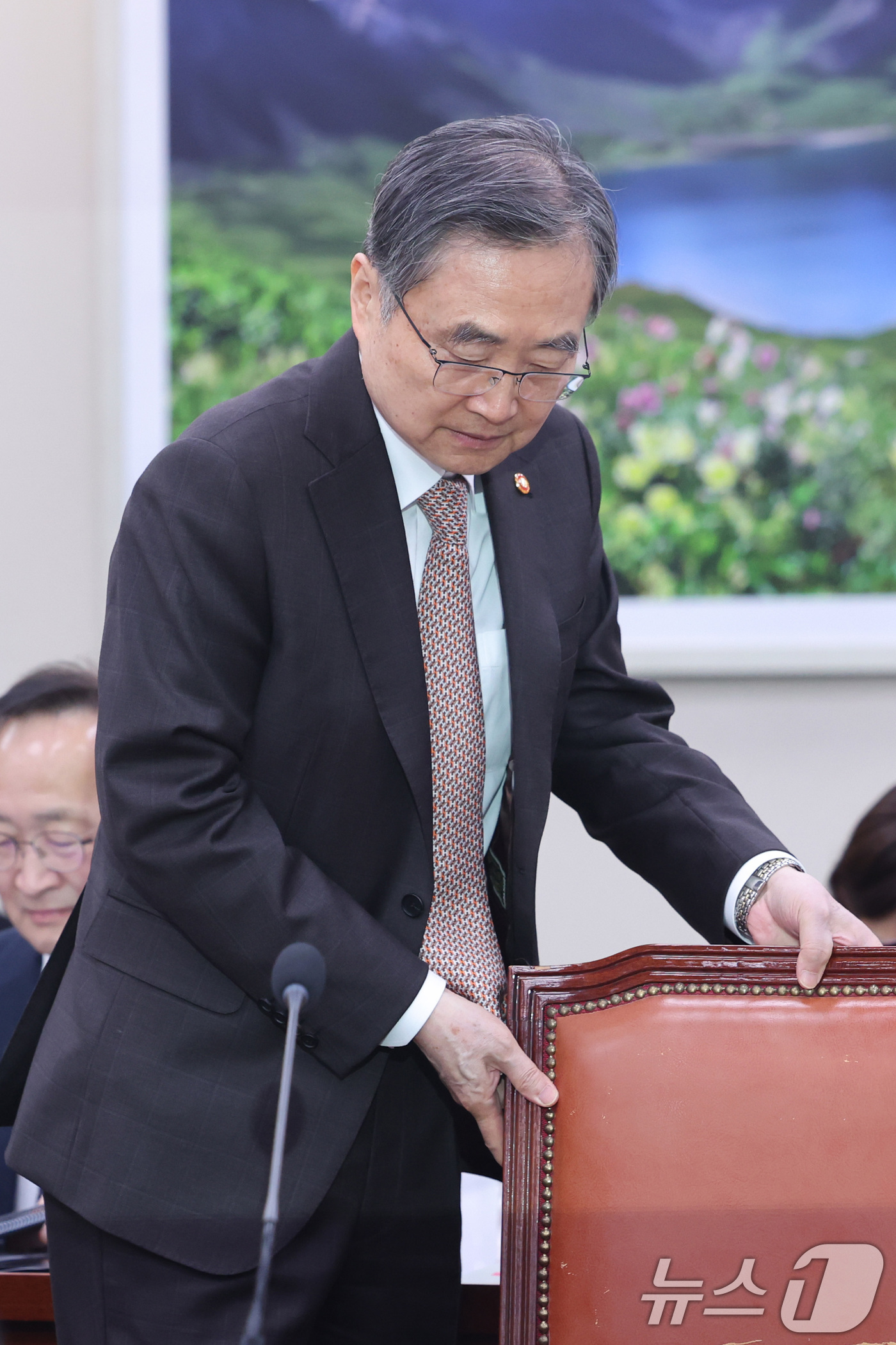 (서울=뉴스1) 신웅수 기자 = 조현 외교부 장관이 6일 서울 여의도 국회에서 열린 외교통일위원회 전체회의에 참석하고 있다. 2026.3.6/뉴스1