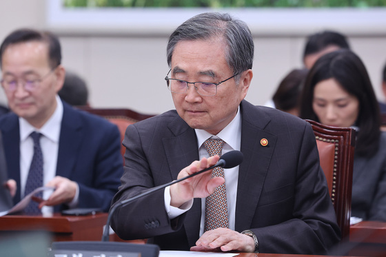 조현 장관, 중동 사태 현안질의 출석