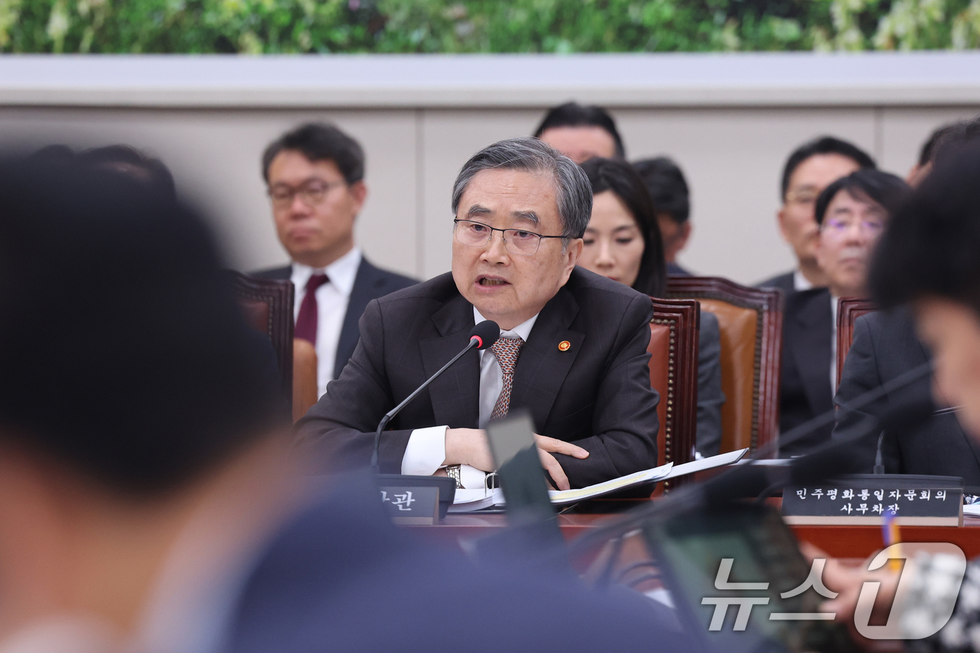 (서울=뉴스1) 신웅수 기자 = 조현 외교부 장관이 6일 서울 여의도 국회에서 열린 외교통일위원회 전체회의에서 중동 상황 관련 의원 질의에 답변하고 있다. 2026.3.6/뉴스1