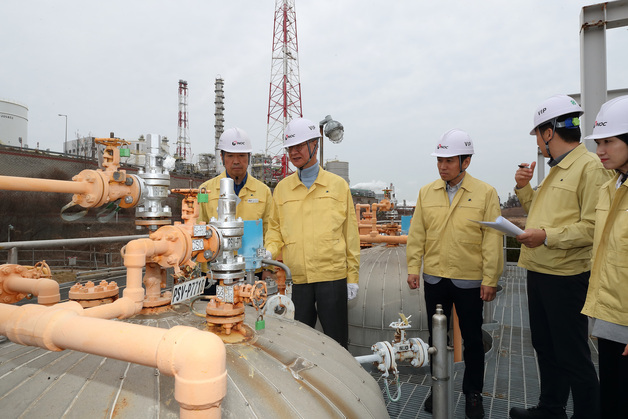 석유공사, 중동 불안 속 '쿠웨이트 원유' 200만 배럴 추가 확보