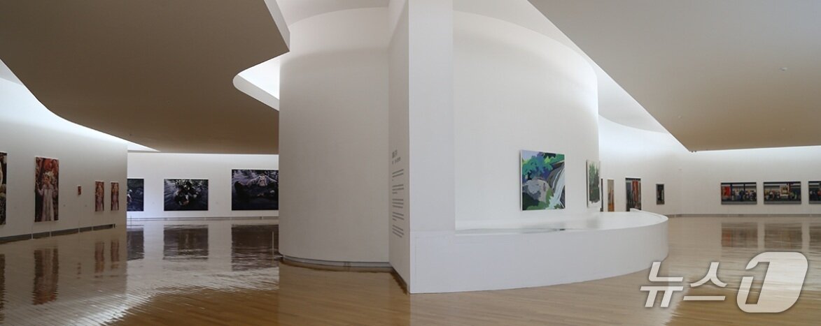 본문 이미지 - 자연을 품고 싶은 건축의 시인 '파주 미메시스아트뮤지엄'(경기관광공사 제공. 재판매 및 DB금지)/뉴스1