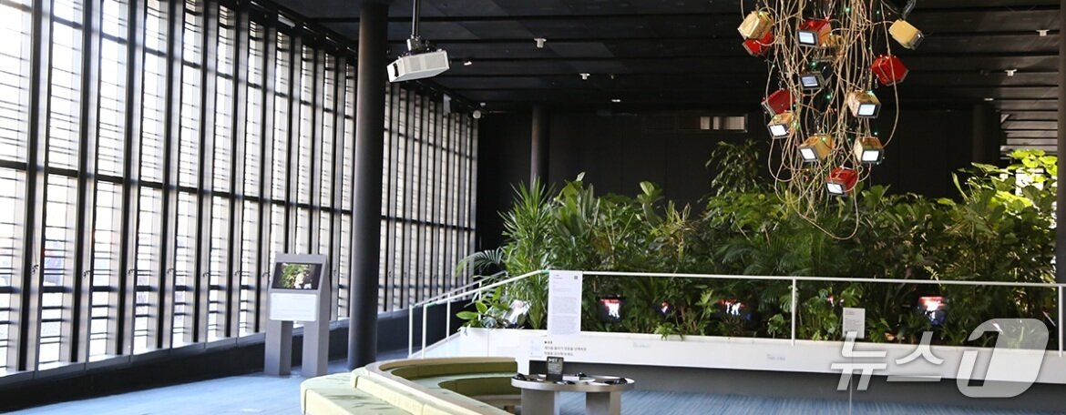 본문 이미지 - 공유 가능한 유산, 백남준의 세계 '용인 백남준아트센터'.(경기관광공사 제공. 재판매 및 DB금지)/뉴스1