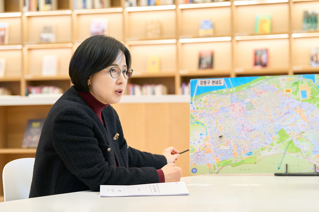 "사람 몰리는 강동"…이수희의 '미래 설계', 인구 50만 시대 열었다