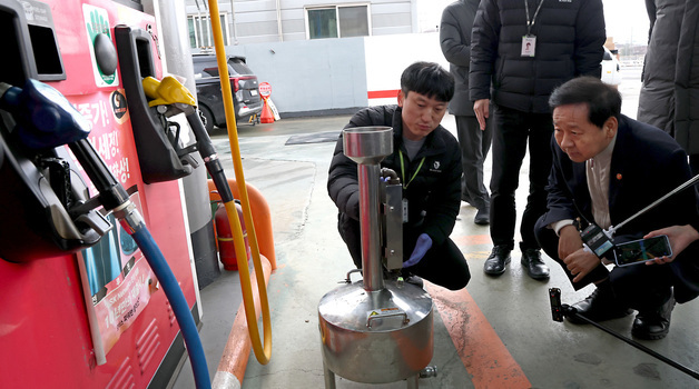 주유소 현장점검 나선 구윤철 부총리