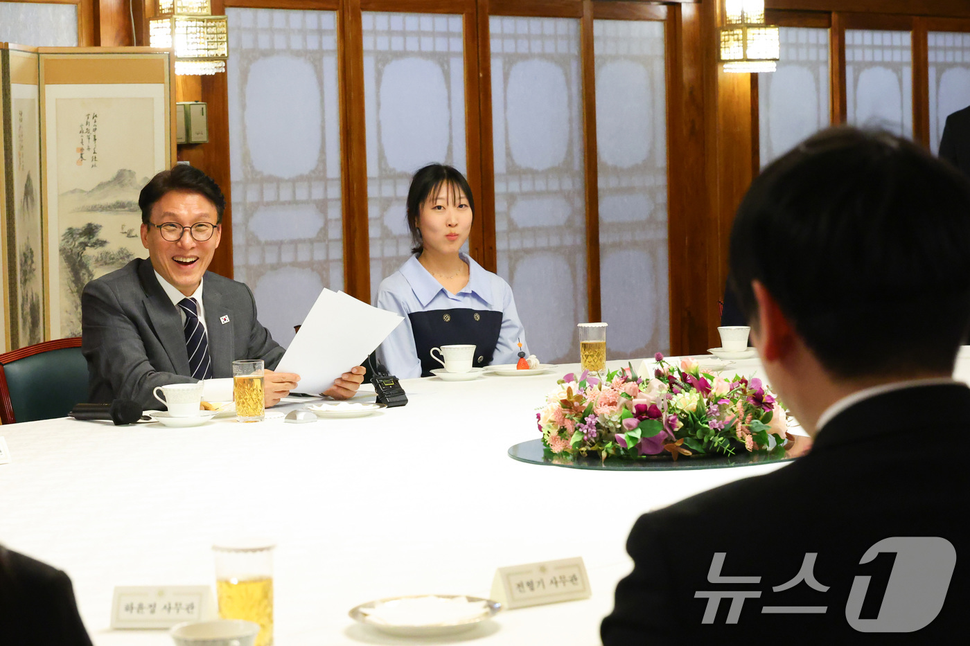 (서울=뉴스1) 임세영 기자 = 김민석 국무총리가 6일 서울 종로구 삼청동 총리공관에서 열린 '삼청동 오픈하우스'에서 발언을 하고 있다.  (총리실 제공. 재판매 및 DB 금지) …