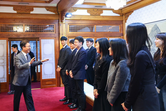 삼청동 오픈하우스 간담회 갖는 김민석 총리