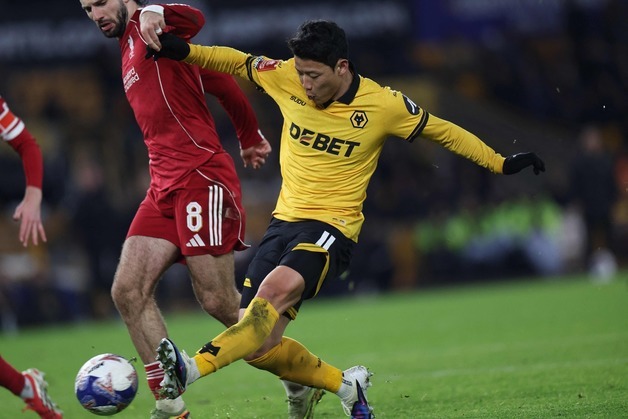 황희찬, 부상 복귀전서 시즌 3호골…울버햄튼 FA컵 16강 탈락