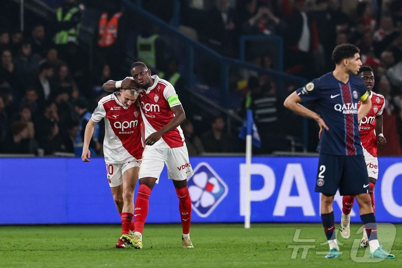 본문 이미지 - PSG가 7일(한국시간) 열린 2025-26 프랑스 리그1 25라운드 홈 경기에서 AS모나코에 1-3으로 졌다. ⓒ AFP=뉴스1
