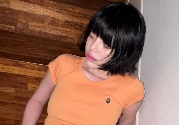 'AOA 출신' 신지민, 아찔 속옷 노출 패션…감각적 비주얼 [N샷]