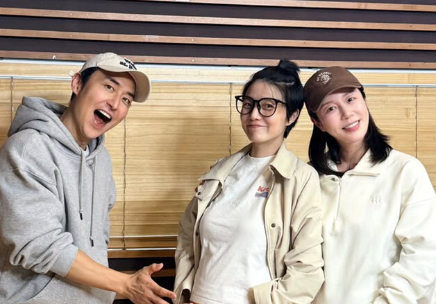 안영미, 나비와 볼록한 D라인 인증샷…출산 앞두고 설렘 가득 [N샷]