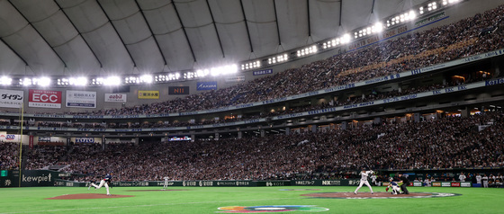 WBC 한일전, 도쿄돔 가득 메운 야구팬들