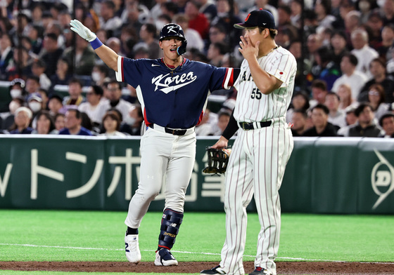 안타 친 안현민