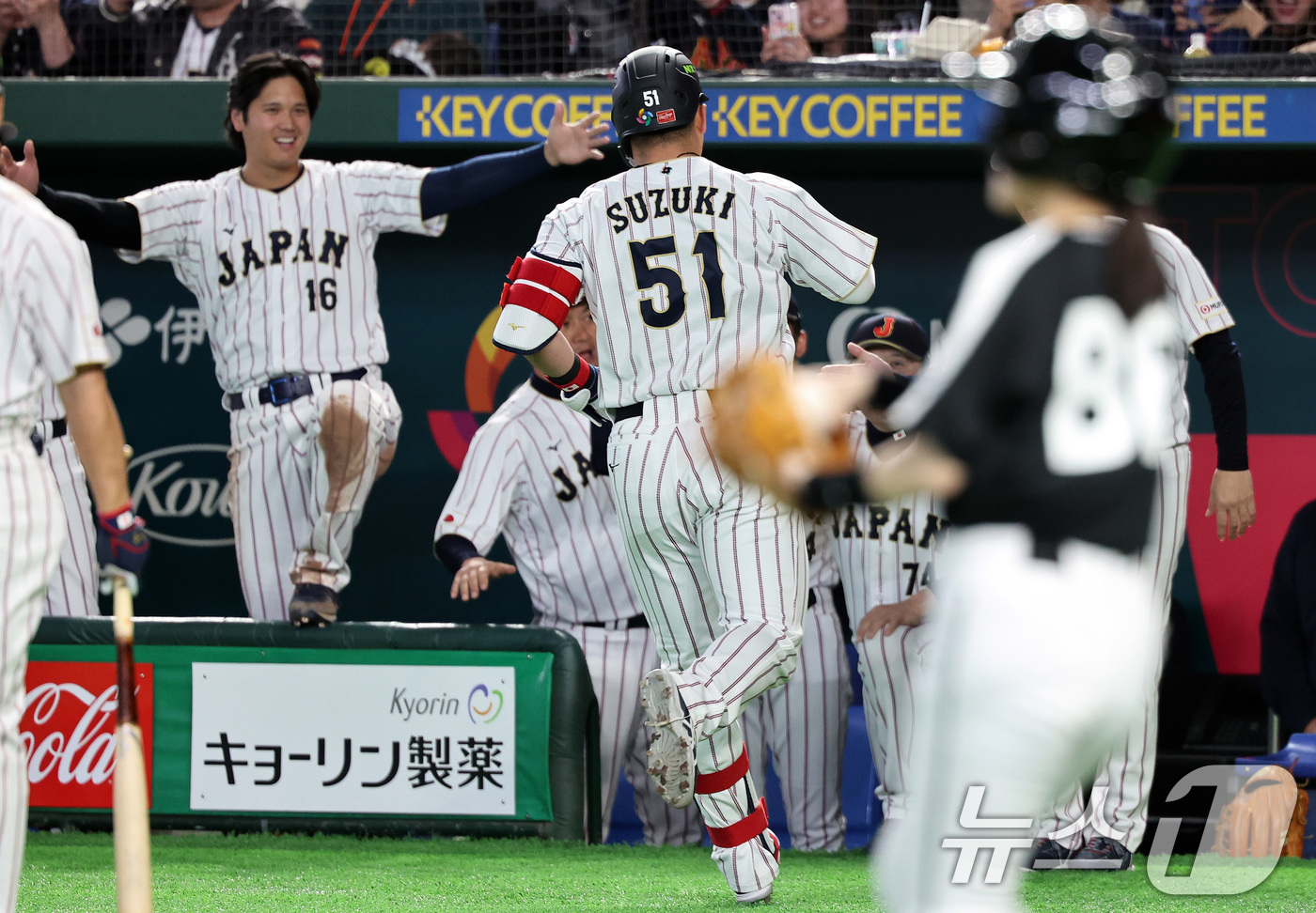 (도쿄=뉴스1) 구윤성 기자 = 7일 오후 일본 도쿄돔에서 열린 2026 월드베이스볼클래식 C조 조별리그 대한민국과 일본의 경기. 3회말 1사 주자 없는 상황, 일본의 스즈키 세이 …