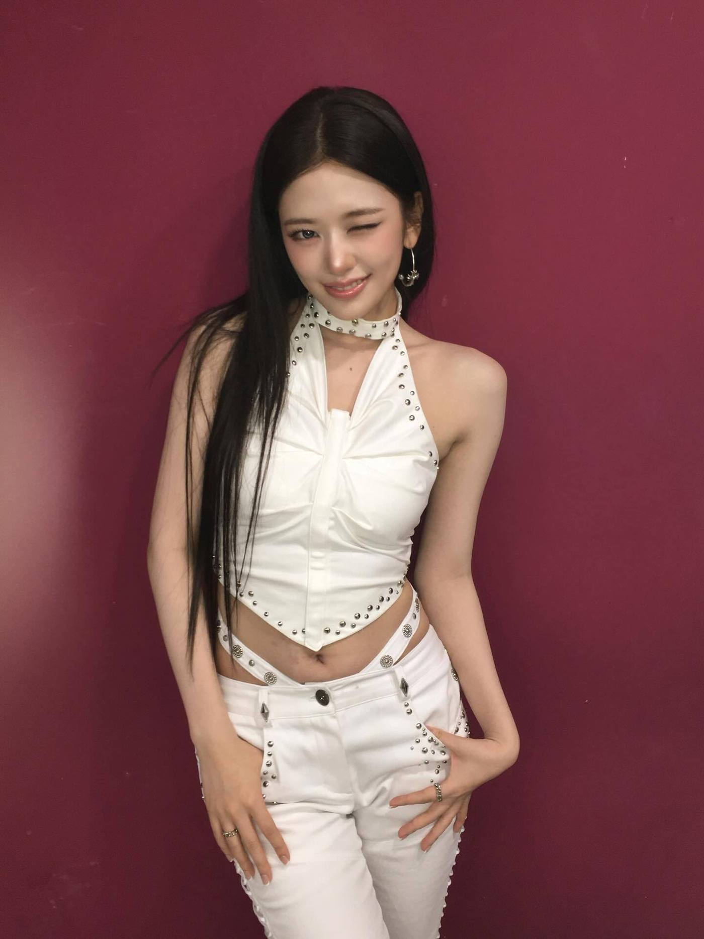 본문 이미지 - 사진=안유진 인스타그램 갈무리