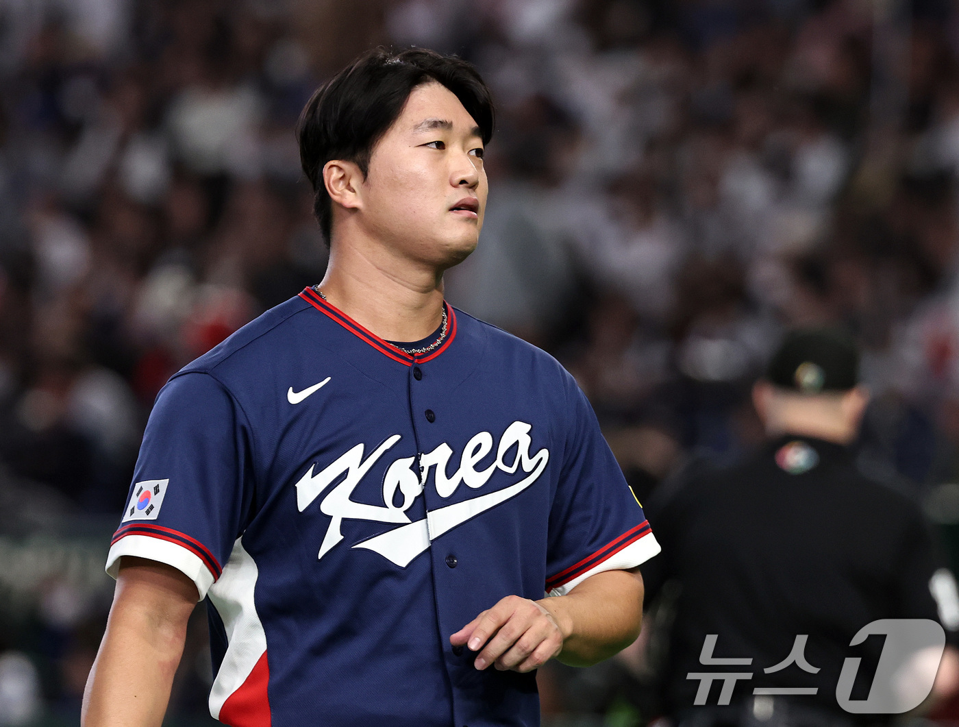 (도쿄=뉴스1) 구윤성 기자 = 7일 오후 일본 도쿄돔에서 열린 2026 월드베이스볼클래식 C조 조별리그 대한민국과 일본의 경기. 대한민국 투수 고우석이 6회말 등판해 무실점으로 …