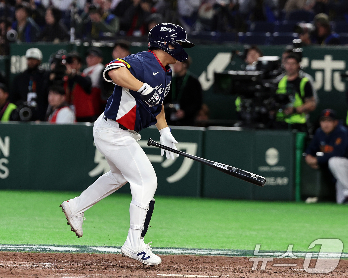 (도쿄=뉴스1) 구윤성 기자 = 7일 오후 일본 도쿄돔에서 열린 2026 월드베이스볼클래식 C조 조별리그 대한민국과 일본의 경기. 대한민국 문현빈이 8회말 2사 1,2루상황때 대타 …