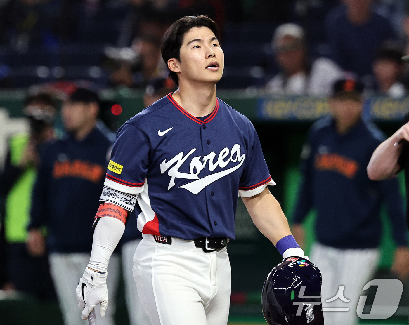 (도쿄=뉴스1) 구윤성 기자 = 7일 오후 일본 도쿄돔에서 열린 2026 월드베이스볼클래식 C조 조별리그 대한민국과 일본의 경기. 대한민국 김혜성이 8회말 삼진으로 2사 만루 찬스 …