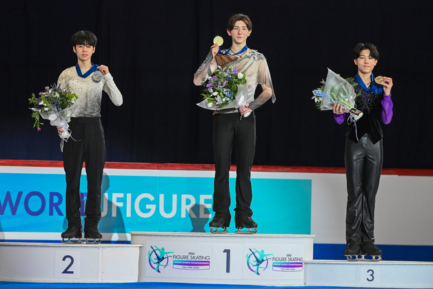 피겨 서민규, 2026 주니어 세계선수권 은메달