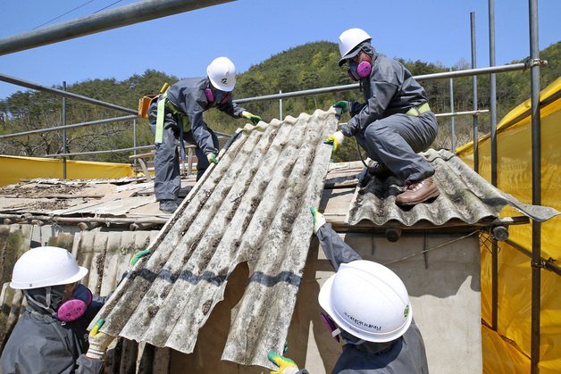 임실군 "폐슬레이트 수거로 군민 건강 지킨다"…비용 전액 지원