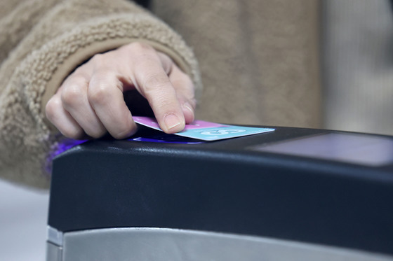 "기후동행·일회용승차권, 이젠 해외 신용카드로 구매 가능합니다"