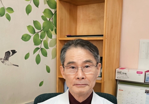 "36년 쌓은 경험 나누려"…쌍문동 떠나 무주 택한 74세 베테랑 의사