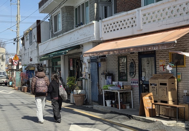 "이런 곳이 있었네"…한옥마을 옆 숨은 골목, 서학동 예술마을