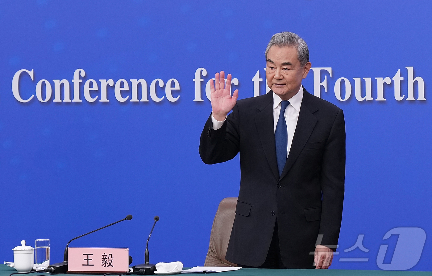 (신화=뉴스1) 정은지 특파원 = 왕이 중국 외교부장이 8일 오전 베이징에서 개최된 '중국 외교정책과 대외관계'를 주제로 한 기자회견에 참석했다.ⓒ 신화=뉴스1