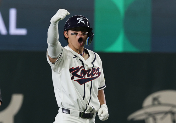 해결사 김도영, WBC 대만전 8회말 동점 2루타…4-4 팽팽[WBC]