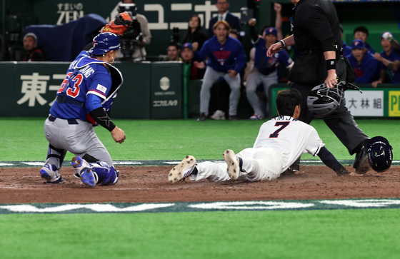득점 기회 놓치는 대한민국