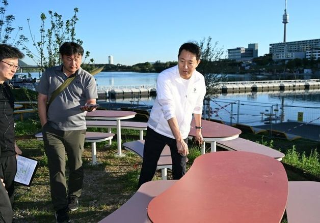 오세훈 "한강버스 선착장, 오스트리아 빈 수변처럼 매력공간 만든다"