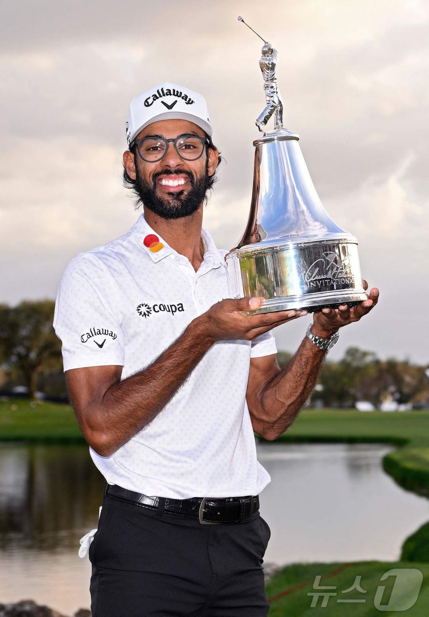 본문 이미지 - 악샤이 바티아는 9일(한국시간) 막을 내린 PGA 투어 아널드 파머 인비테이셔널에서 우승을 차지했다. ⓒ AFP=뉴스1