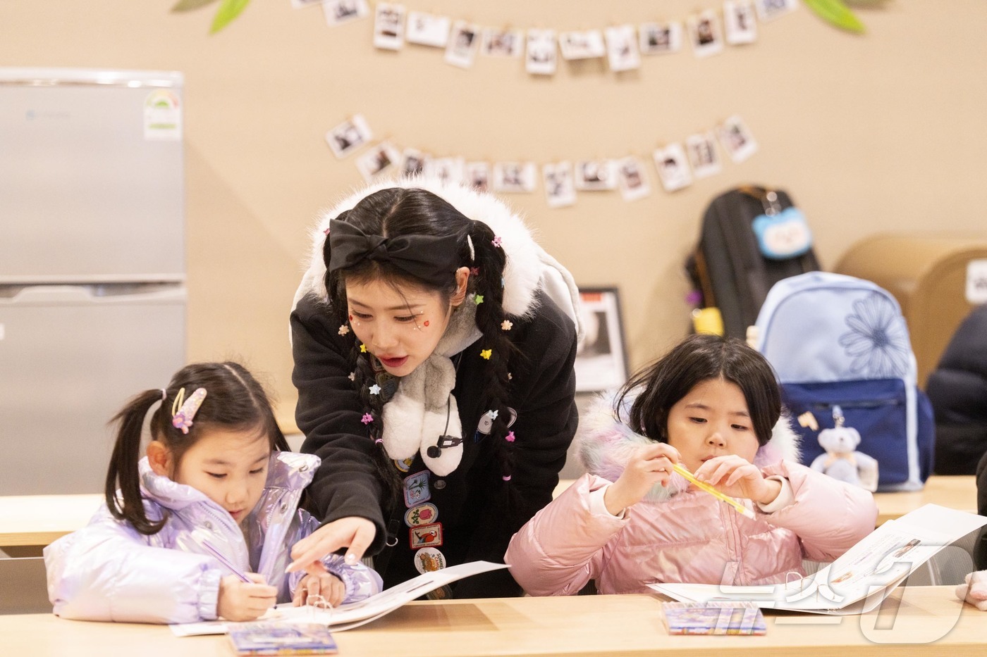 (서울=뉴스1) = 에버랜드가 어린이 대상 동식물 체험 교육 프로그램인 '이큐브스쿨'의 2026년 멤버 모집을 오는 11일부터 시작한다고 9일 밝혔다.  사진은 멸종 위기 동물 레 …