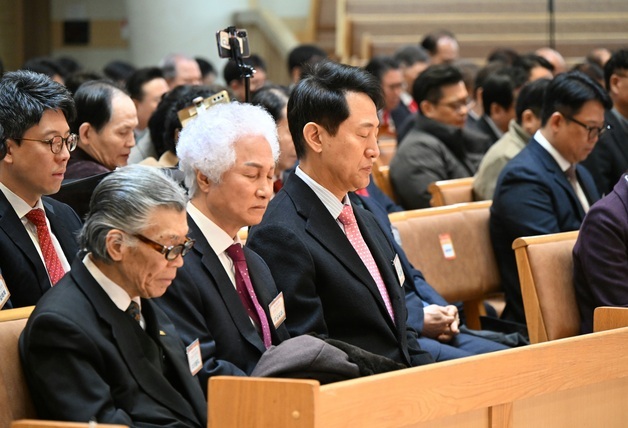 오세훈 '2026 신년기도회' 참석…시민 안녕과 화합 기도