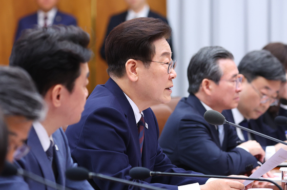 중동사태 장기화 조짐에 靑 추경 시사…석유 최고가 지정 이번주 시행