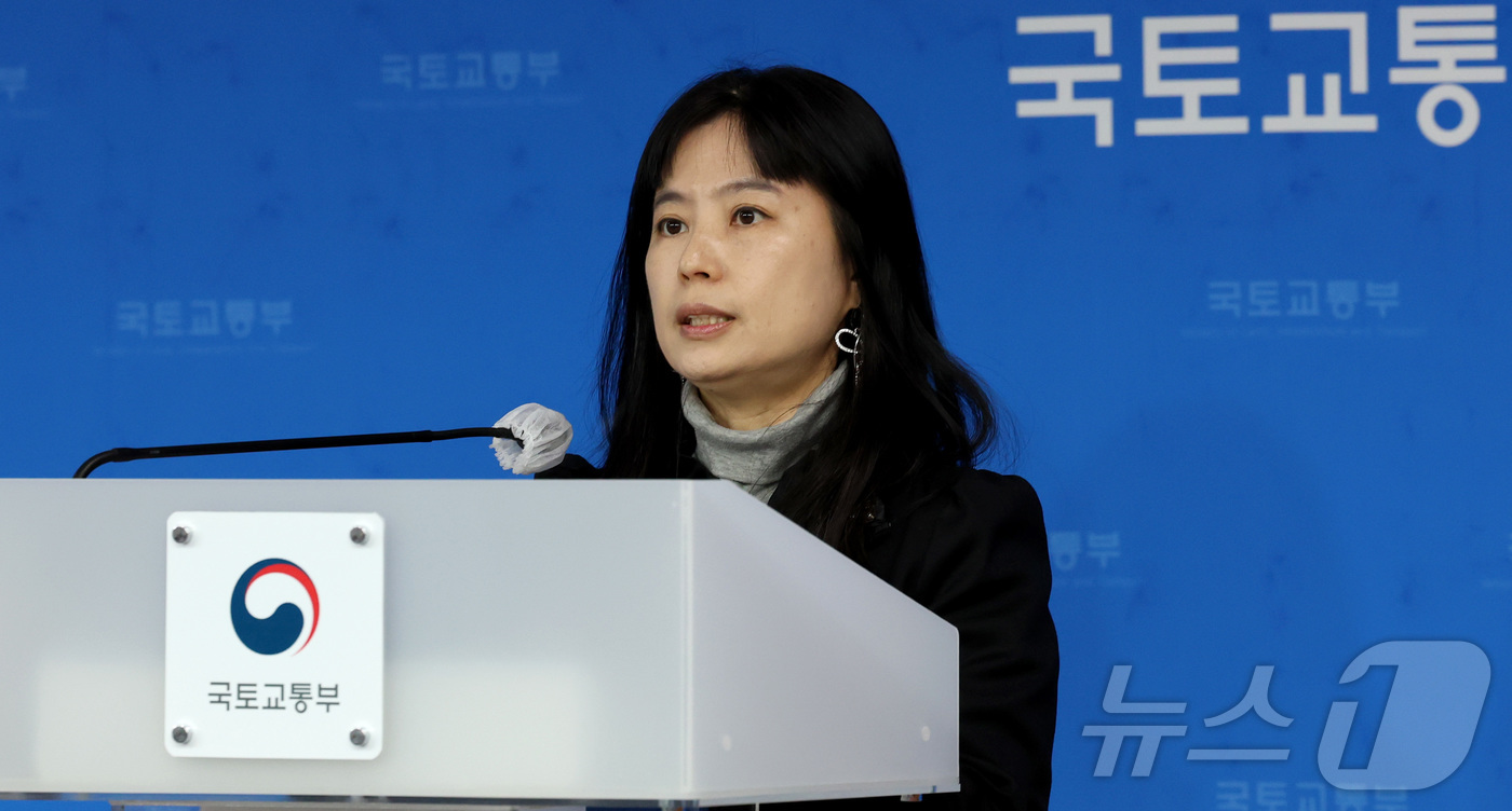 (세종=뉴스1) 김기남 기자 = 임월시 국토교통부 자율주행정책 과장이 9일 세종시 정부세종청사에서 'K-자율주행 협력모델 참여사업자' 선정 내용을 발표하고 있다. 2026.3.9/ …