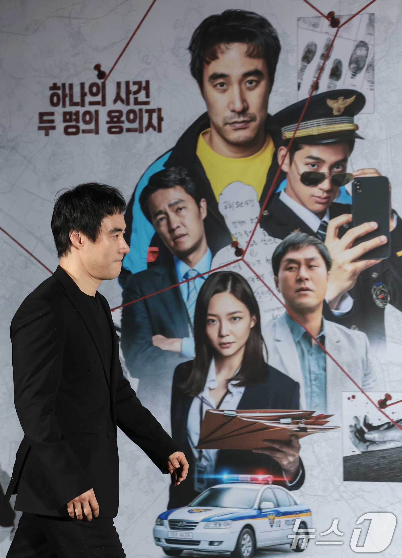 (서울=뉴스1) 권현진 기자 = 배우 배성우가 9일 서울 용산구 CGV 용산아이파크몰에서 열린 영화 ‘끝장수사’(각본/감독 박철환) 제작보고회에 참석하고 있다.‘끝장수사’는 촌구석 …