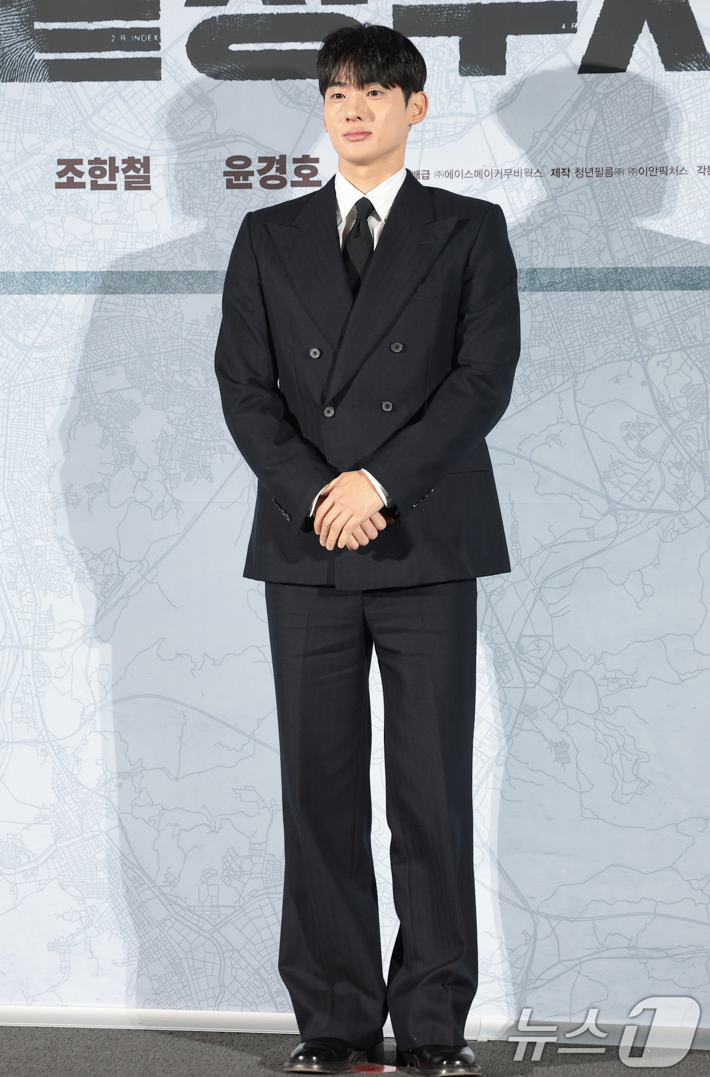 (서울=뉴스1) 권현진 기자 = 배우 정가람이 9일 서울 용산구 CGV 용산아이파크몰에서 열린 영화 ‘끝장수사’(각본/감독 박철환) 제작보고회에 참석해 포즈를 취하고 있다.‘끝장수 …