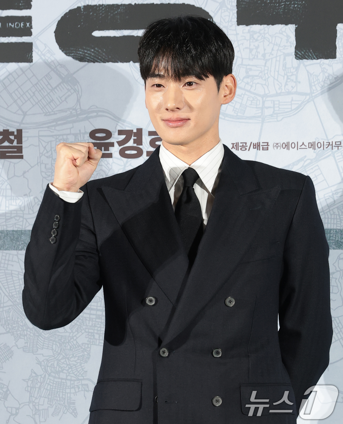 (서울=뉴스1) 권현진 기자 = 배우 정가람이 9일 서울 용산구 CGV 용산아이파크몰에서 열린 영화 ‘끝장수사’(각본/감독 박철환) 제작보고회에 참석해 포즈를 취하고 있다.‘끝장수 …