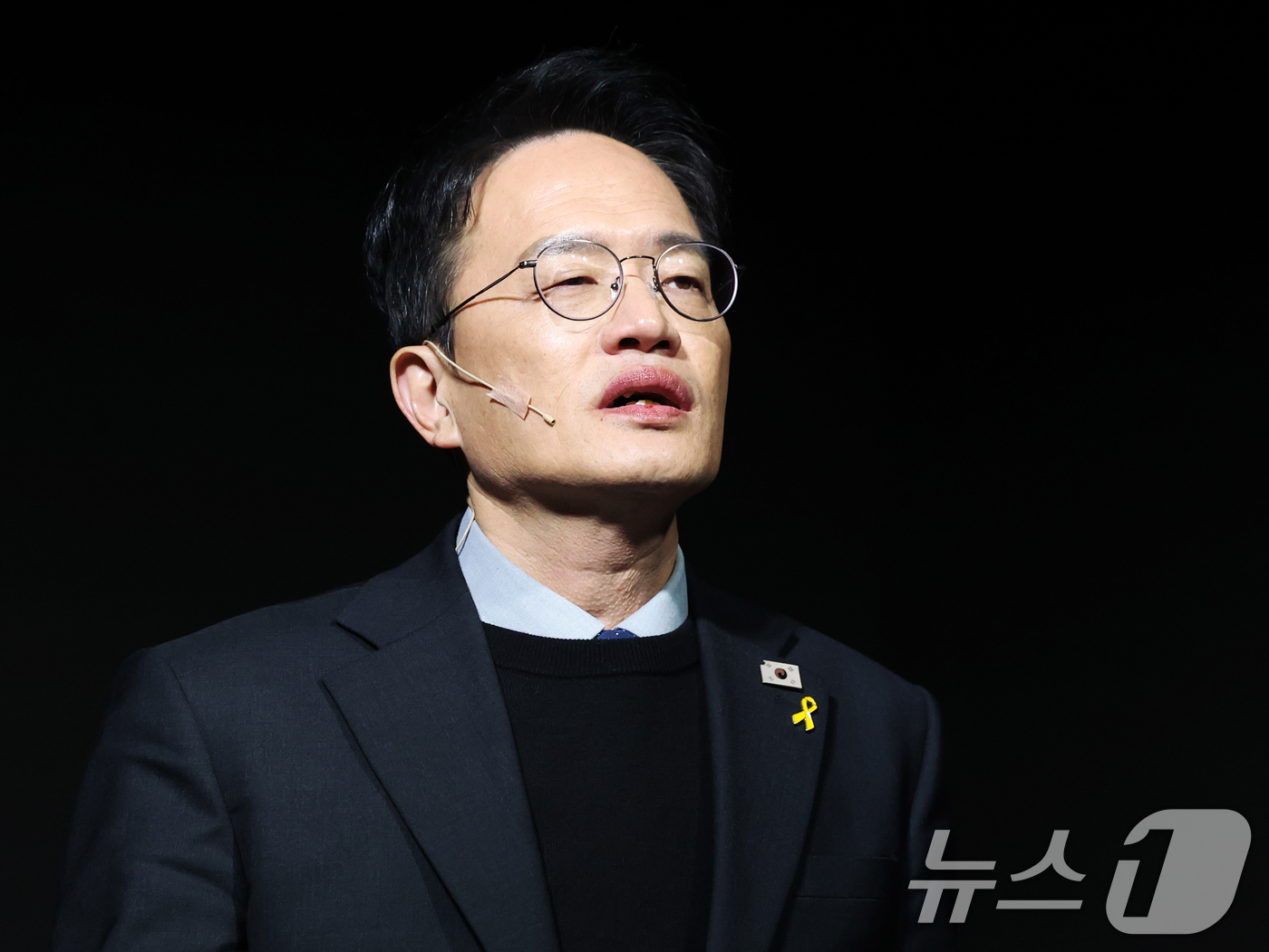 (서울=뉴스1) 황기선 기자 = 서울시장 출마를 선언한 박주민 더불어민주당 의원이 9일 오후 서울 마포구 가온스테이지에서 열린 '새로운 서울 설계도' 비전 선포식에서 공약을 발표하 …