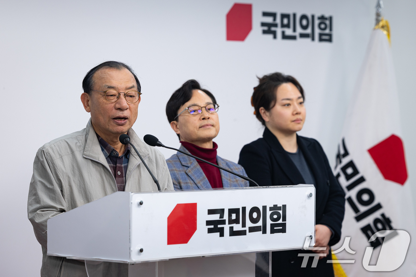 (서울=뉴스1) 유승관 기자 = 이정현 국민의힘 공천관리위원장이 9일 서울 여의도 중앙당사에서 열린 기자간담회에서 모두 발언을 하고 있다. 2026.3.9/뉴스1