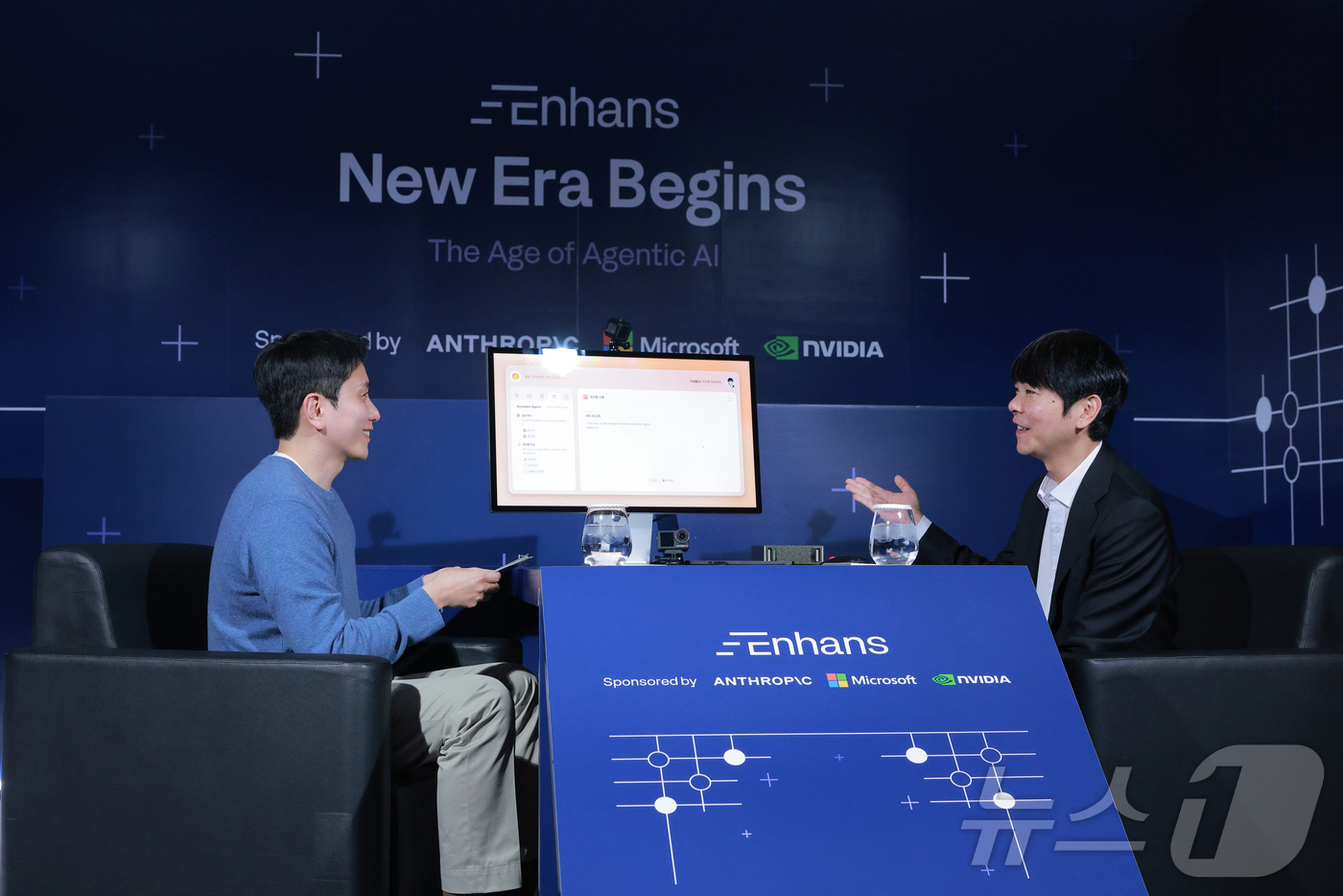 (서울=뉴스1) 박정호 기자 = 바둑기사 이세돌 9단이 9일 오후 서울 종로구 포시즌스호텔에서 AI 스타트업 인핸스가 주최한 '에이전틱 AI 상용화 글로벌 캠페인'에 참석해 인핸스 …